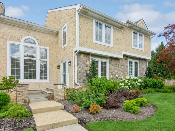 7 Rolling Hill Ct, Madison Boro, NJ 07940