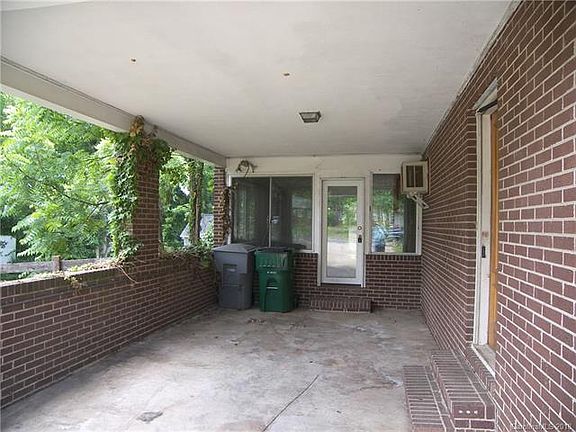 3rd image of 7100 City View Dr