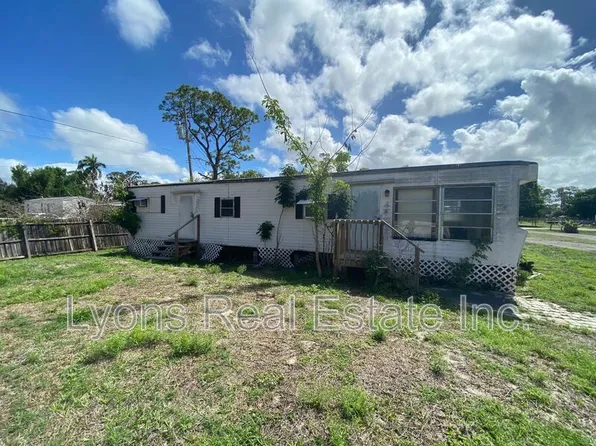 7838 Ebson Dr #1, North Fort Myers, FL 33917