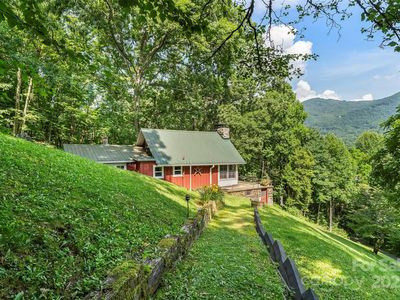 929 Soco Rd, Maggie Valley, NC, 28751
