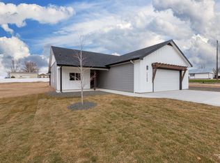 15288 Mink Rd, Caldwell, ID 83607
