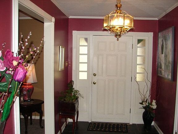 3rd image of 315 Killarney Pl