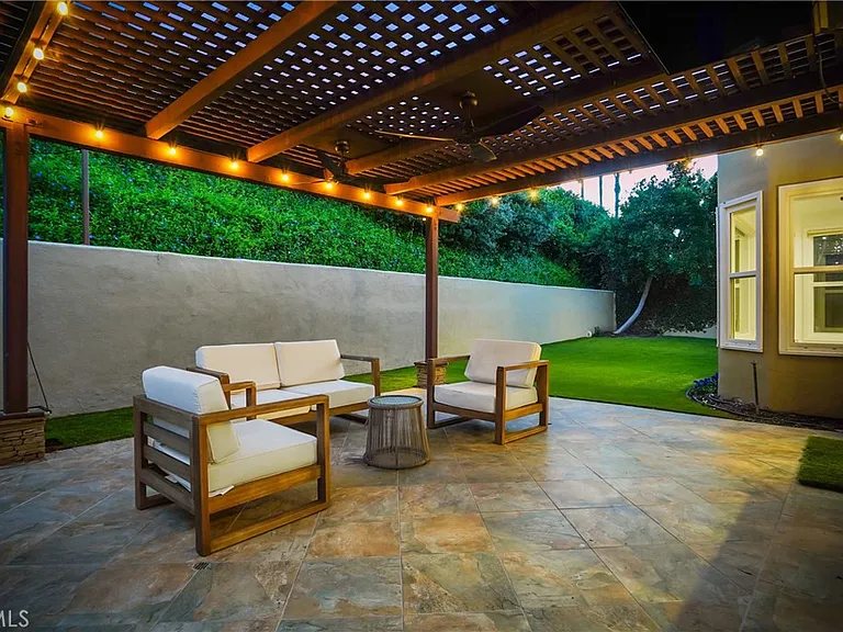 24868 Paseo Primario — Photo 35