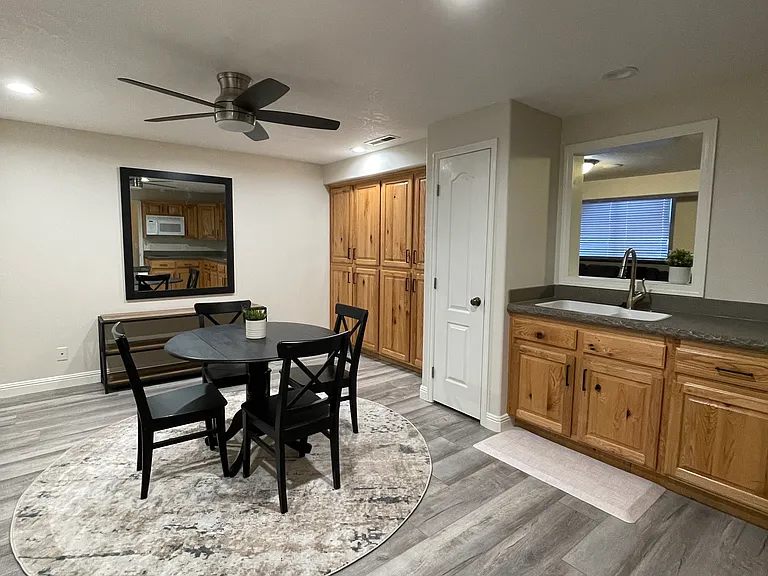 3022 S Basswood Cir — Photo 8