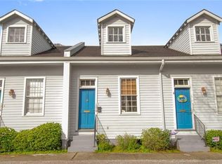 1218 Dufossat St, New Orleans, LA 70115