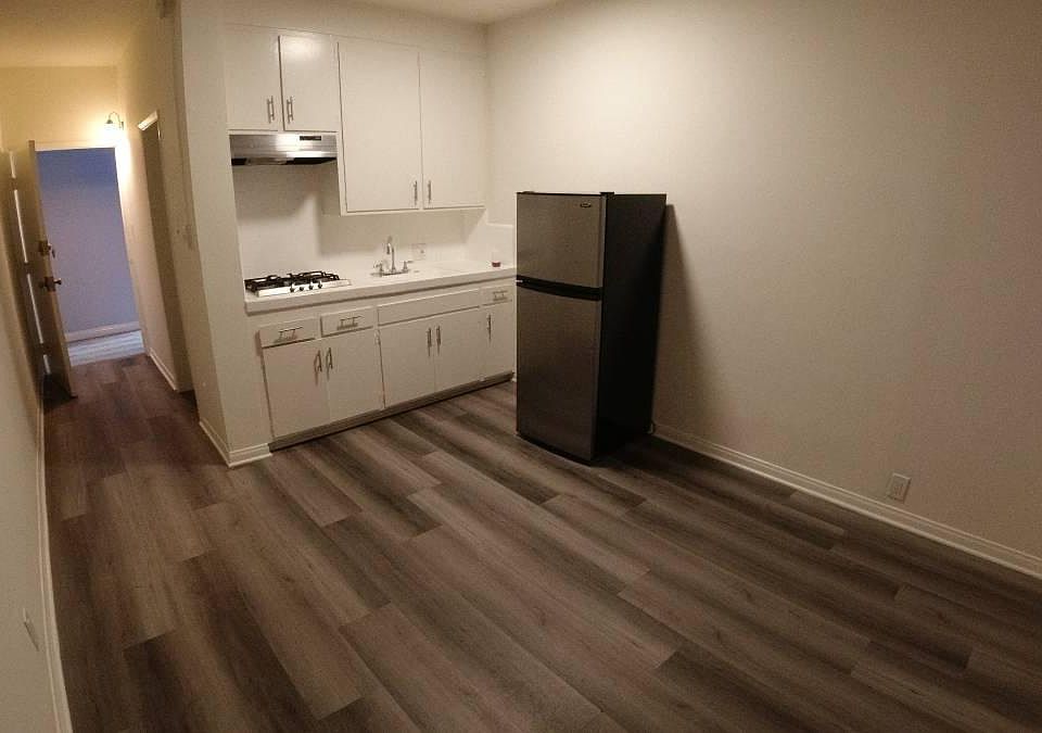 1st image of 1814 Pacific Ave #3