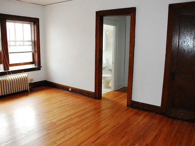 516 University Ave SE #101 — Photo 7