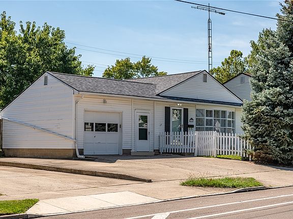 3rd image of 1712 Forrer Blvd