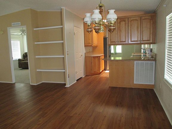 3rd image of 14456 Nieves Cir