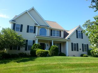 120 Perry Ln, Stratford, CT 06614