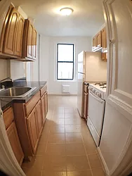 Rented by Roberto Guilbet, LREB