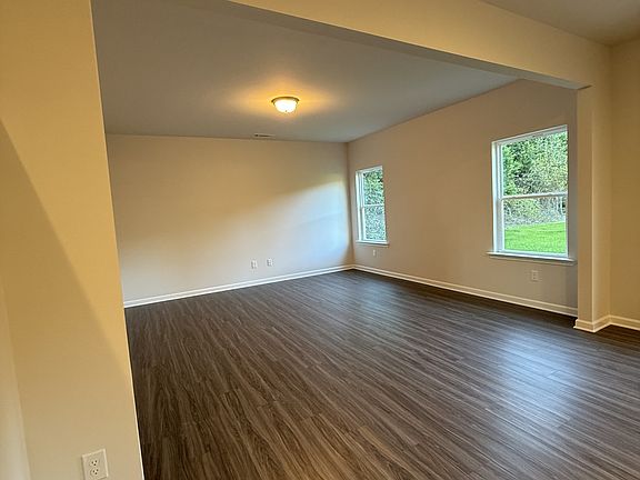 5th image of 303 Pintail Dr