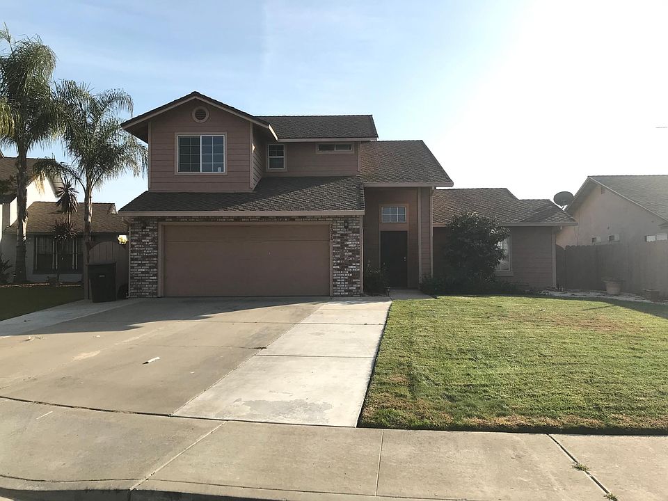 1st image of 2074 Valley Oak Way