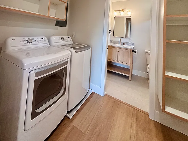 2159 Ash St — Photo 16