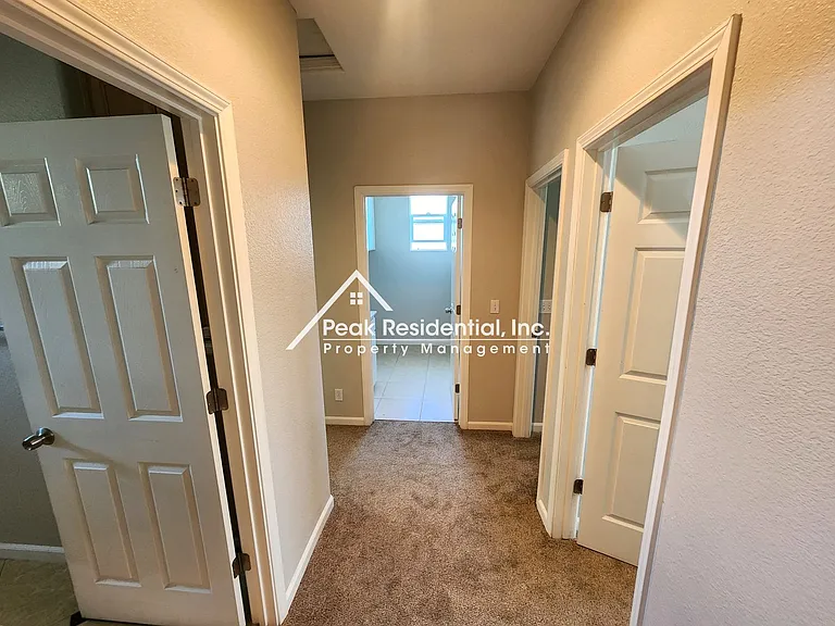 1119 Green Ridge Dr — Photo 15