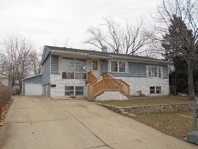 1st image of 17 Ash St