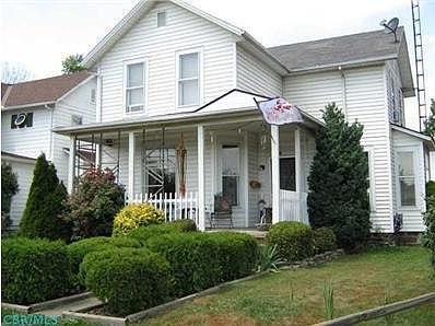 1st image of 466 E Main St