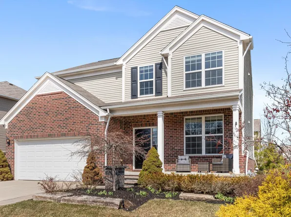 57662 Village Dr, New Hudson, MI 48165