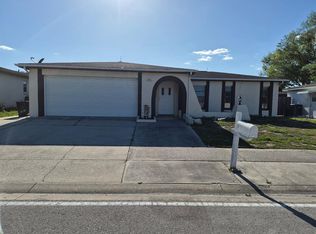 9303 Morehead Ln, Port Richey, FL 34668