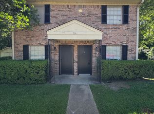 114 Pinebrook Pl #B, Longview, TX 75601