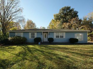 208 Columbia Dr, Ladson, SC 29456