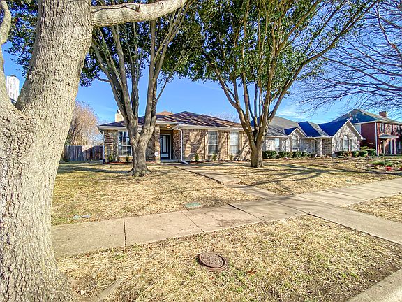 3rd image of 1420 Westin Ct