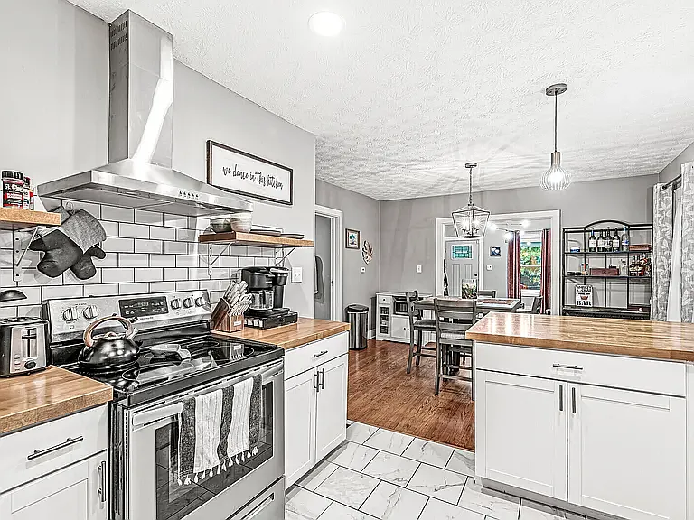 1218 E Southern Ave — Photo 10
