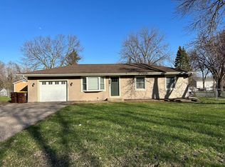 301 Hooper St, Jordan, MN 55352