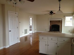 300 Crestview Dr, Forest, VA 24551