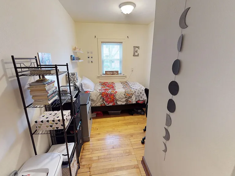 107 N Randall Ave — Photo 25