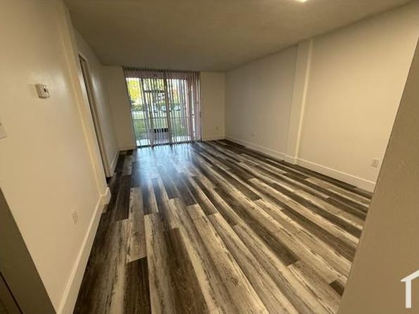 19821 SW 114th Ave APT 121