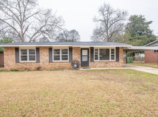 1031 E Crockett Dr, Columbus, GA 31904