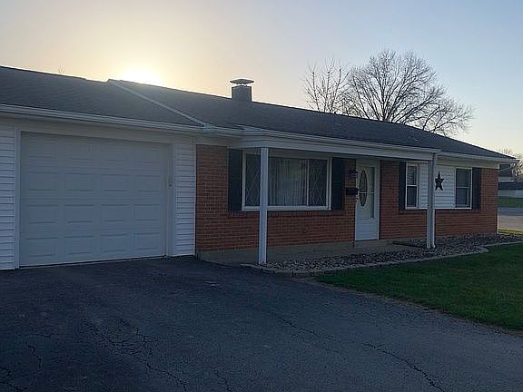 2nd image of 1282 Woodhurst Dr