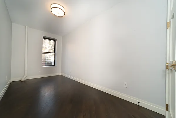 Rented by Corcoran | media 21