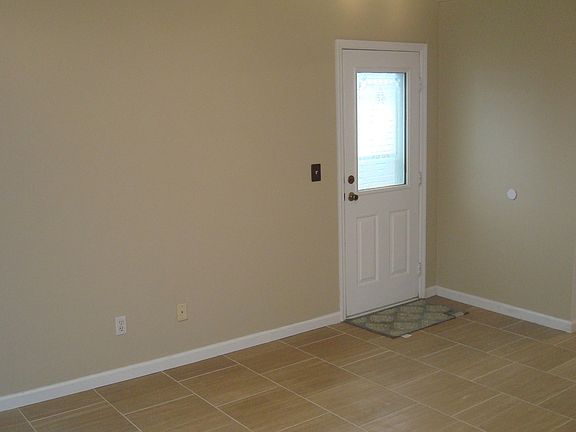 4th image of 803 Mason Tucker Dr