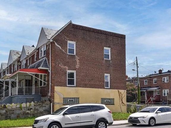 2nd image of 2565 Harlem Ave