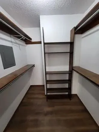 Main Bedroom Closet