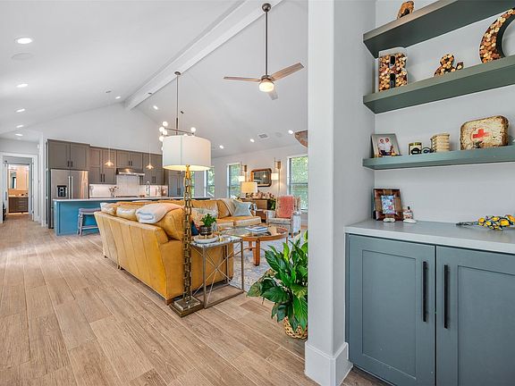 5th image of 104 River Road Cir