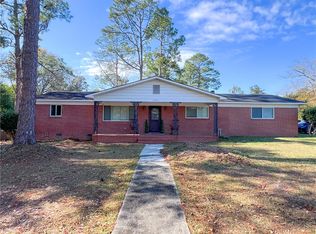 1905 Russell Rd, Waycross, GA 31501
