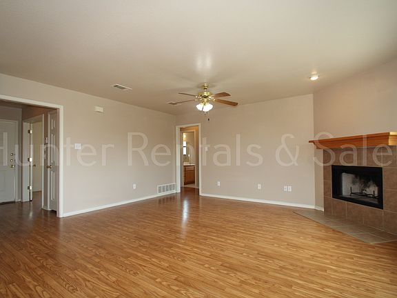 3rd image of 1209 Katelyn Cir