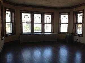 REO ID: C150020 INTERIOR