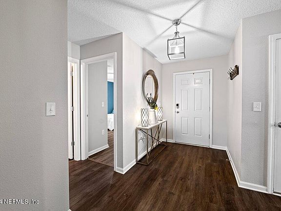 3rd image of 12049 SEA GROVE Place
