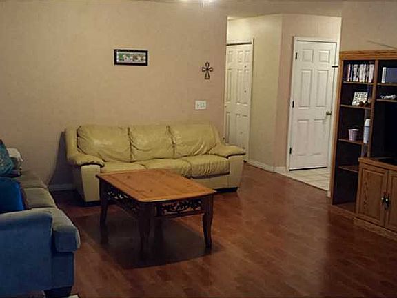 5th image of 715 Ponderosa St