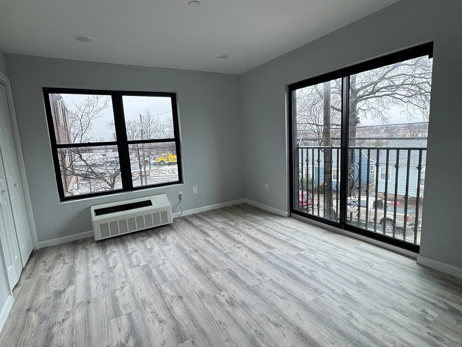 48 Spruce St — Photo 4