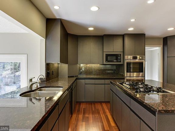 5th image of 7609 Stonewood Ct