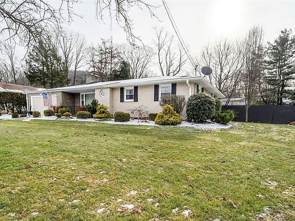 3rd image of 56 Audubon Ave