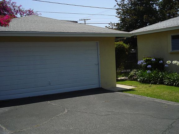 2nd image of 1114 Arcadia Ave
