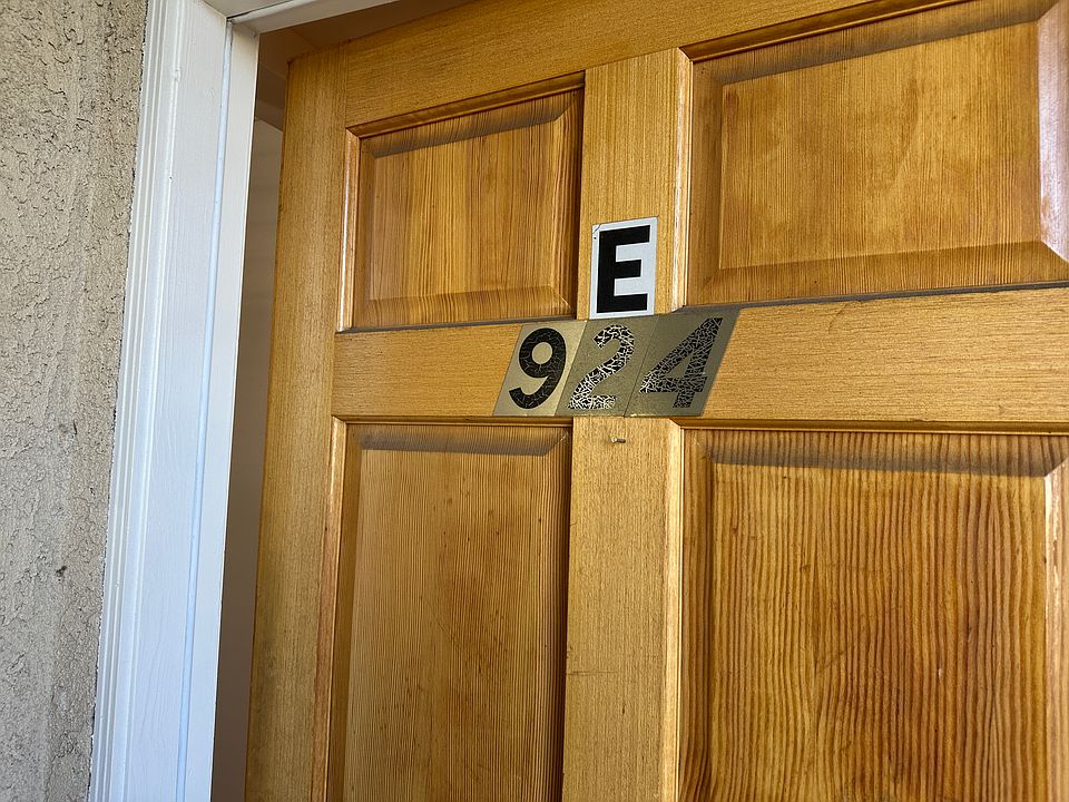 1st image of 924 Estelle Ave APT E