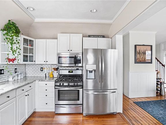 4th image of 396 Park Ave