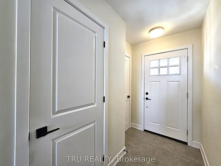 146 Wallace St — Photo 3